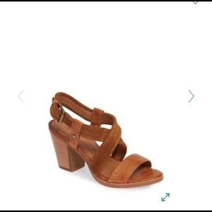 NWOT Frye Leather Dani Crisscross Sandal Heels